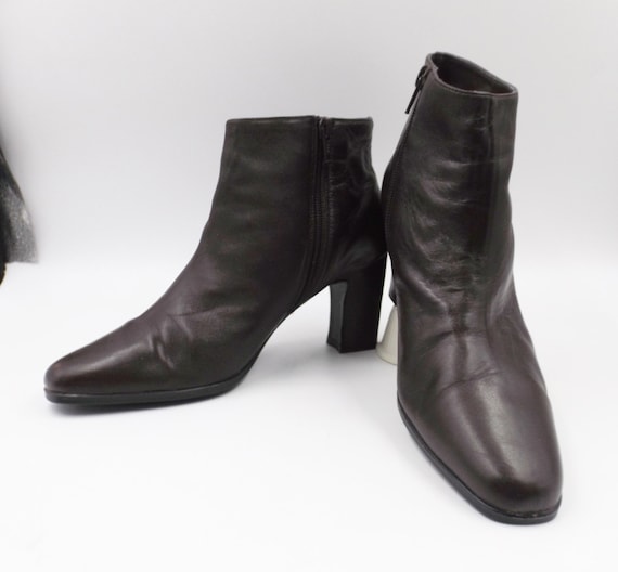 AEROSOLES Brown Leather Ankle Boots US Size 8 M - image 1