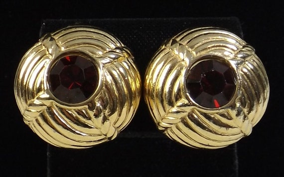 CINER Ruby Red Clip On Earrings - image 2