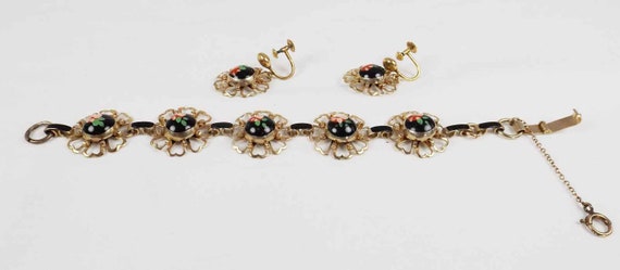 Very Vintage Bracelet and Screw Back Earring Set - image 2