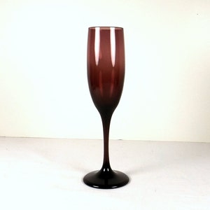 LIBBEY Charisma Pattern Champagne Flutes in Purple