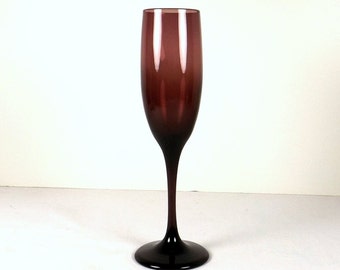 LIBBEY Charisma Pattern Champagne Flutes in Purple