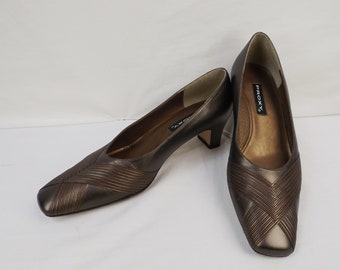 PROXY Oiled Bronze Pumps Size 7-1/2 N 7.5 N