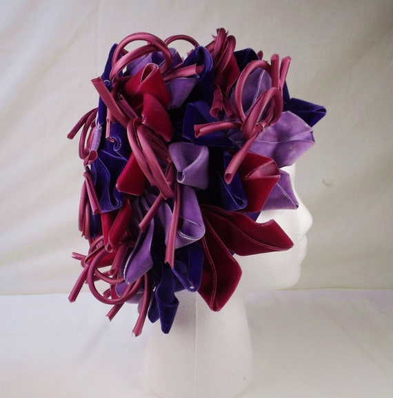 1960's CHRISTIAN DIOR Chapeaux Bow Covered Toque - image 2