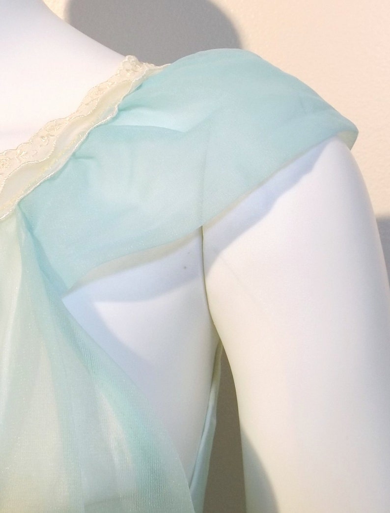 MADEMOISELLE LINGERIE Nightgown Size Small