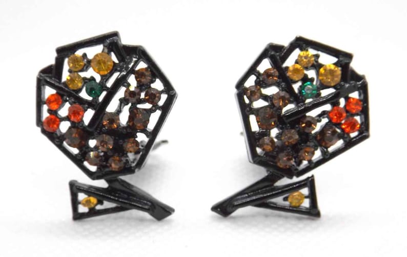 Japanned Rhinestone Flower Clip On Earrings