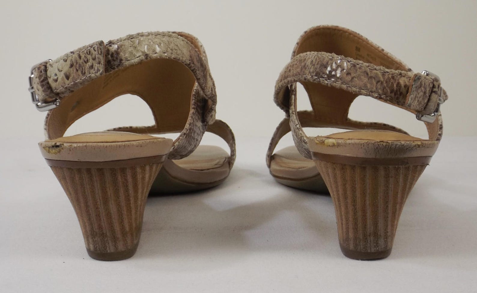 naturalizer snakeskin sneakers