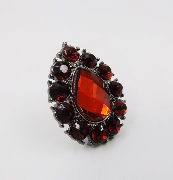 Red Rhinestone Teardrop Shaped Statement Ring - image 3
