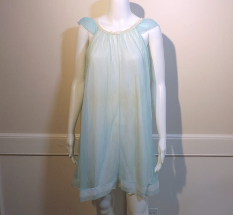 MADEMOISELLE LINGERIE Nightgown Size Small