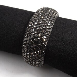 Clamper Armband "Black Diamond" Strass på Gunmetal