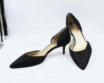 BADGLEY MISCHKA Jet Strass Verkrustete Schwarze Satin Pumps, Größe 9B