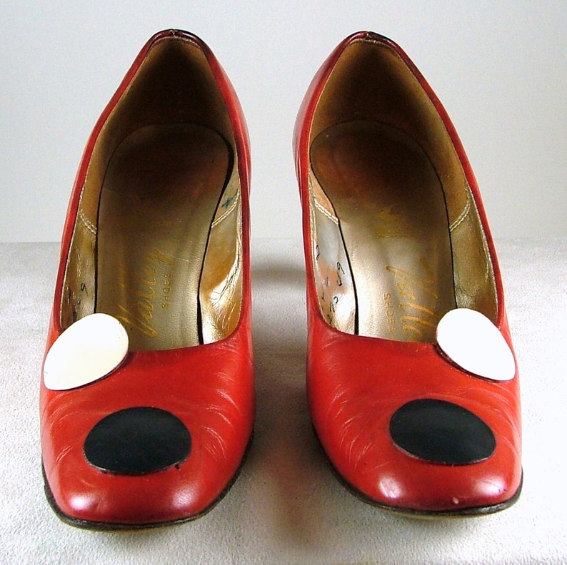 VALLEY SHOES Red Leather Pumps With Dots Size 8 AAA 8 Very Etsy