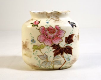 ca 1900 Blush Ivory Porcelain Vase ca. 1900