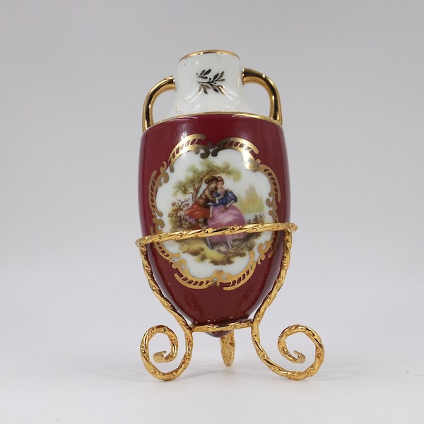 Gilded Two-Handled Amphora with Gold Stand Fragonard's Love Story