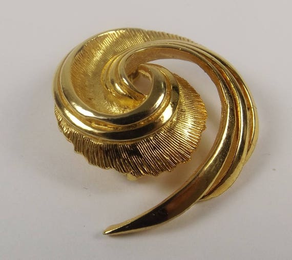 SPHINX Gold Tone Swirl Brooch - image 3