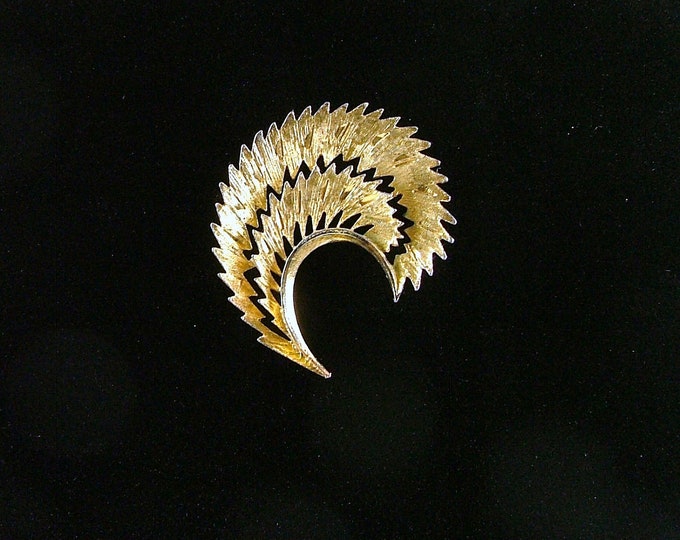 MAMSELLE Brooch Ca. 19621968 Etsy