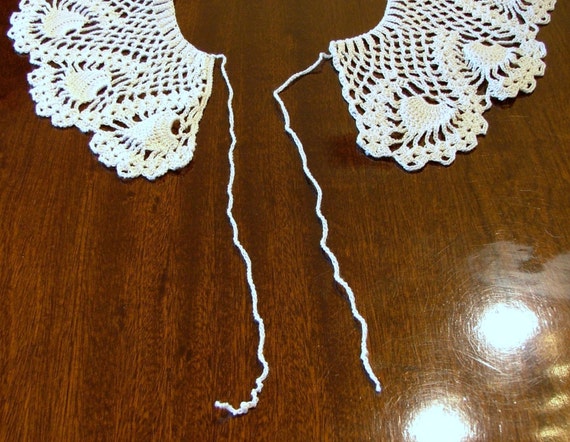 Hand Crocheted Collar Pineapple Pattern - image 3