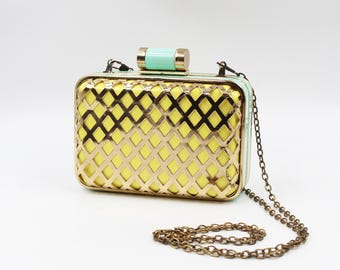 Bolsa tiracolo rígida The Reef Boutique West Palm Beach
