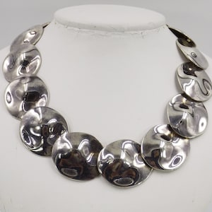 Wearable Art - Modernist Disc Silver Necklace