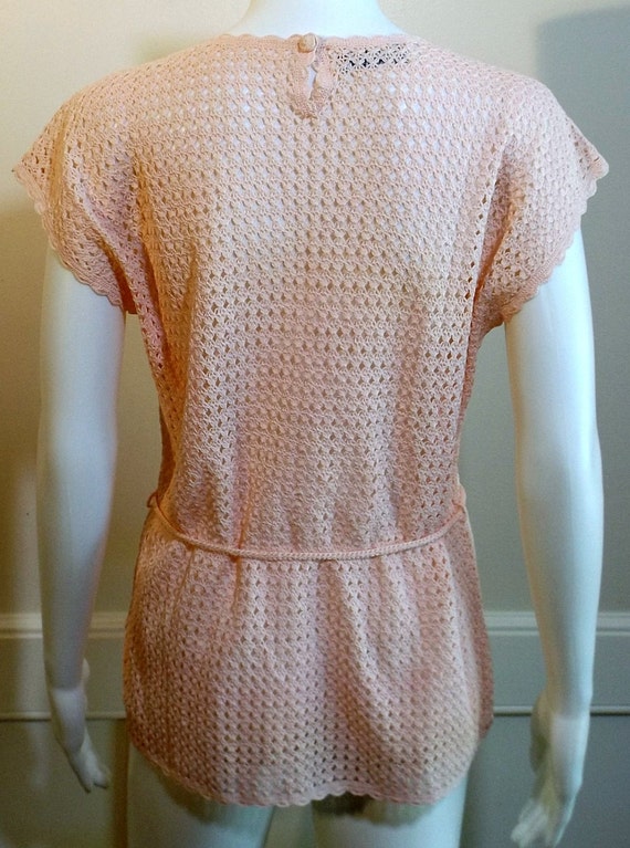 JIANGSU China Hand Crocheted Pink Top Size M or L - image 4