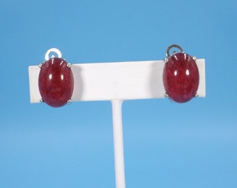 MARVELLA Fuchsia Cab Clip On Earrings