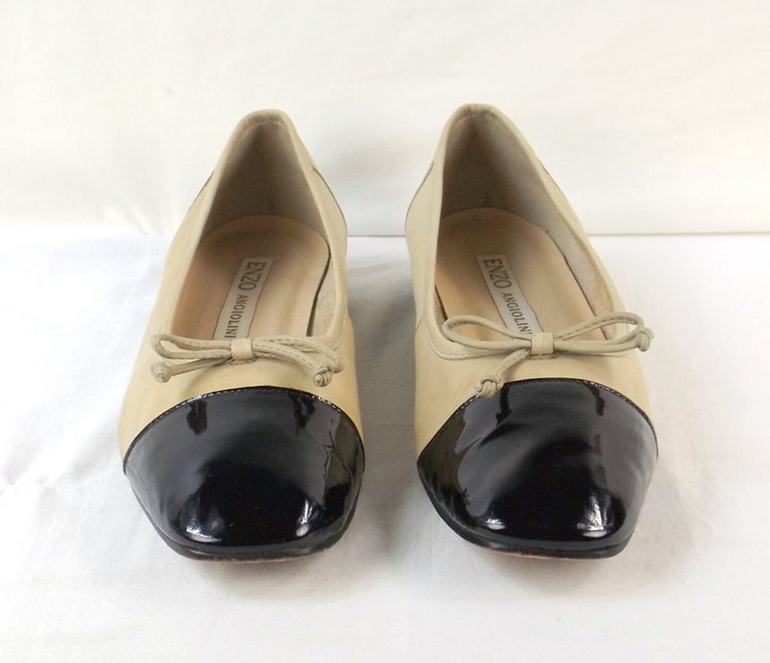 enzo angiolini white flats