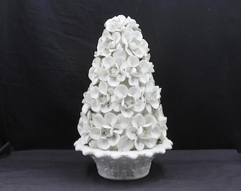 French Country Blanc de Chine Porzellan-Topiary, 31 cm