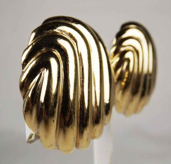 CINER Wavy Gold Tone Button Clip On Earrings - image 3