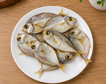 Oven Dried Salted Pony Fishes, Karalla karawala, Traditional Seafood for Cooking and Recipes