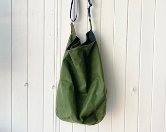 green large oilskin bucket bag