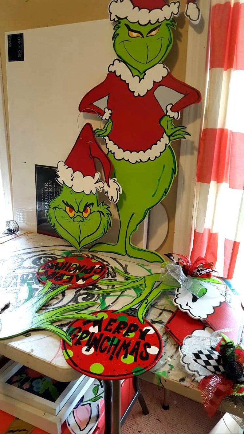 The Grinch Door Hanger Grinch Hand Ornament Hanger Grinch Etsy Canada