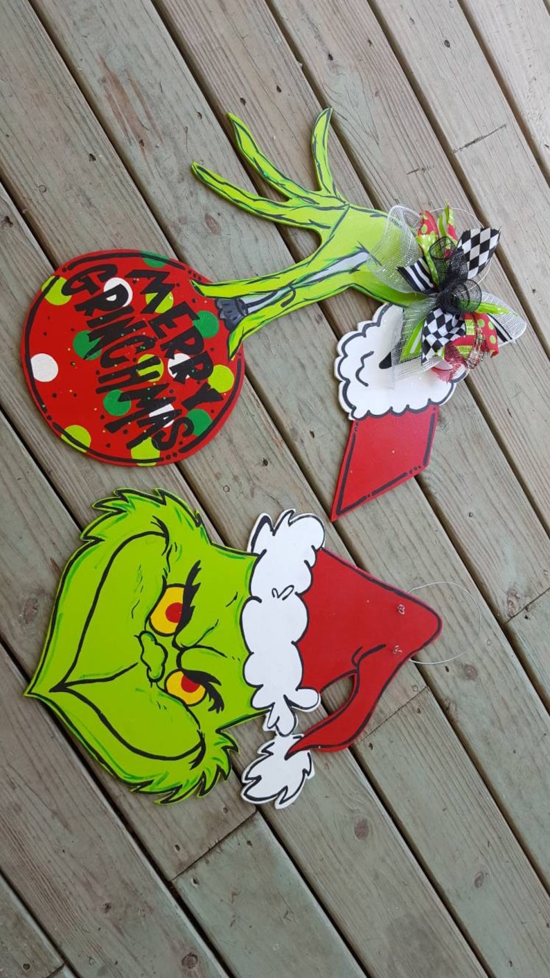 The Grinch Door Hanger Grinch Face Christmas Door Hanger Etsy