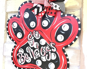 Personalized Paw Print Sports Wreath – College Team Door Hanger
