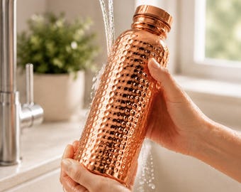 Gehämmertes Kupfer-Trinkfläschchen, handgefertigte Kupferflasche, ayurvedisch inspirierte Wellness-Flasche, auslaufsichere Yoga-Flasche, Geschenk für Sie und Ihn