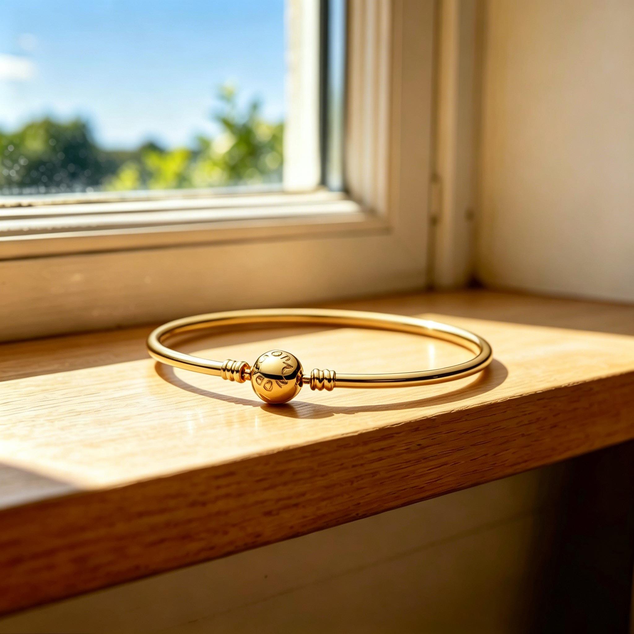 PANDORA　チャーム　7個付き　ブレスレット　ゴールドカラー Pandora bracelet gold - Etsy 日本