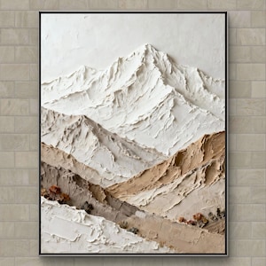 Pode incluir: Uma caneca de cerâmica branca com uma alça preta e o texto "But First, Coffee" em preto, com uma fonte manuscrita. A caneca está sobre uma superfície branca.