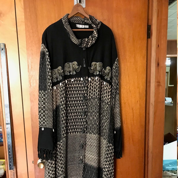 Black Cotton Caftan with Elephants Made in India Plus Size Womens Vintage Robe Womens Costume Kaftan