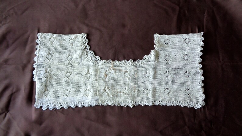 Ivory Cream Embroidery Pink Jeweled Rhinestone 36/" Square Embroidered Tablecloth