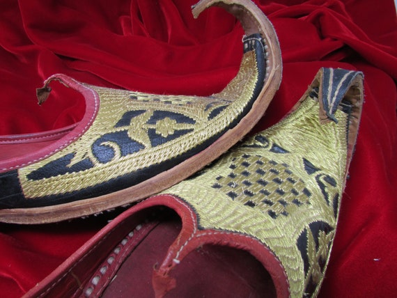Jutti Wedding Shoes, Traditional Indian Groom Shoe