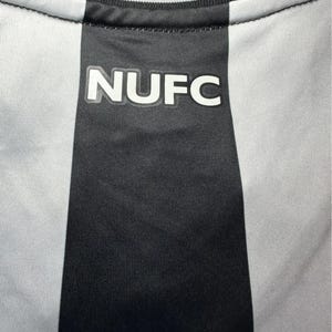Newcastle United F.C. 2023/24 Home Football Shirt (Size S) image 6