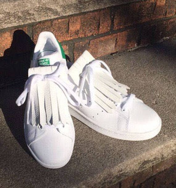 adidas gazelle silver green womens Buy ADIDAS ORIGINALS SUPERSTAR FRINGE BURGUNDY – Superkicks