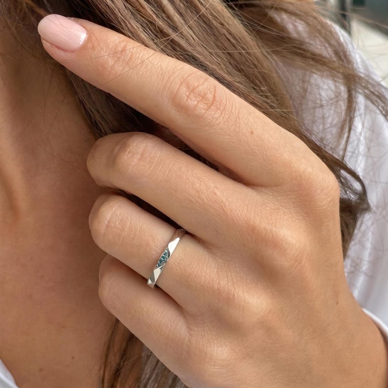 Faceted Pavé Teal Sapphire Wedding Band / Australian Stacking Ring / 14k White Gold Eternity image 6