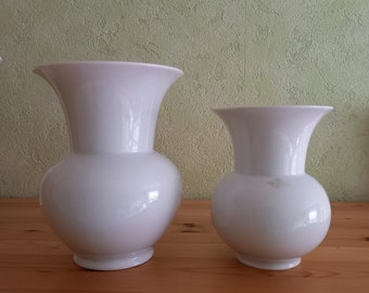 Porcelain vase AK Kaiser white glazed classic