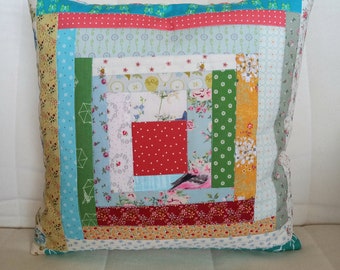 Throw Pillow Cushion Patchwork Log Cabin 33 x 33 cm