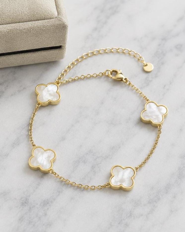Van cleef clover bracelet - Etsy 日本