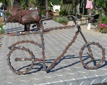 vélo fabriqué à partir d’une chaîne de vélo env. 10x6