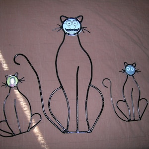 Metal cat made to any size add your own picture for the face