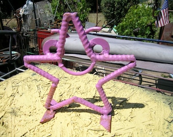 metal yard art star fish Patrick from Sponge Bob can be made any size.