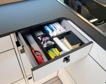 Organizzatore per cassetti adatto a Ford Nugget V710 L2 | Inserto su misura per cassetti da cucina di piccole dimensioni | Accessori per camper
