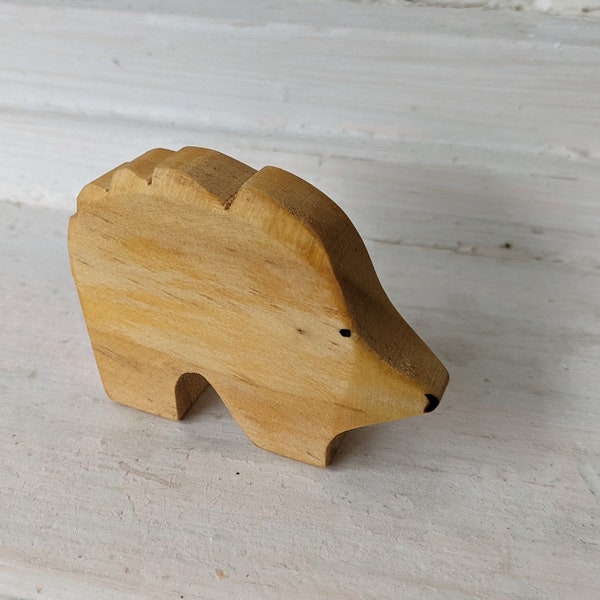 Wooden hedgehog, Wooden animal toys, Wooden toys, Eco toys, First toys, Waldorf toys, NZ made, Natural nursery, Minimal nursery, Animal toy