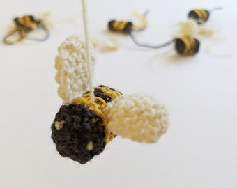 Bumblebee Knitting Pattern, PDF, Easy knit, Quick knit, Animal knitting pattern, Insect knitting pattern, Bee knitting pattern